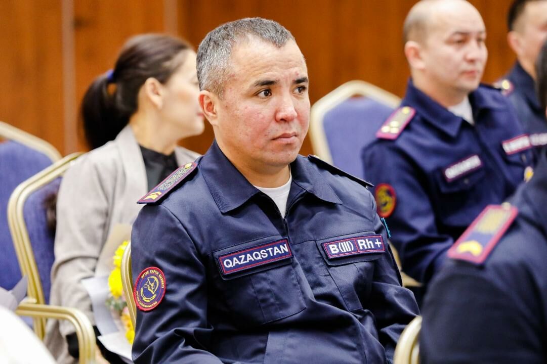 Спасателям и пожарным вручили ключи от квартир в Астане – Фото №2 Спасателям и пожарным вручили ключи от квартир в Астане – Фото №2