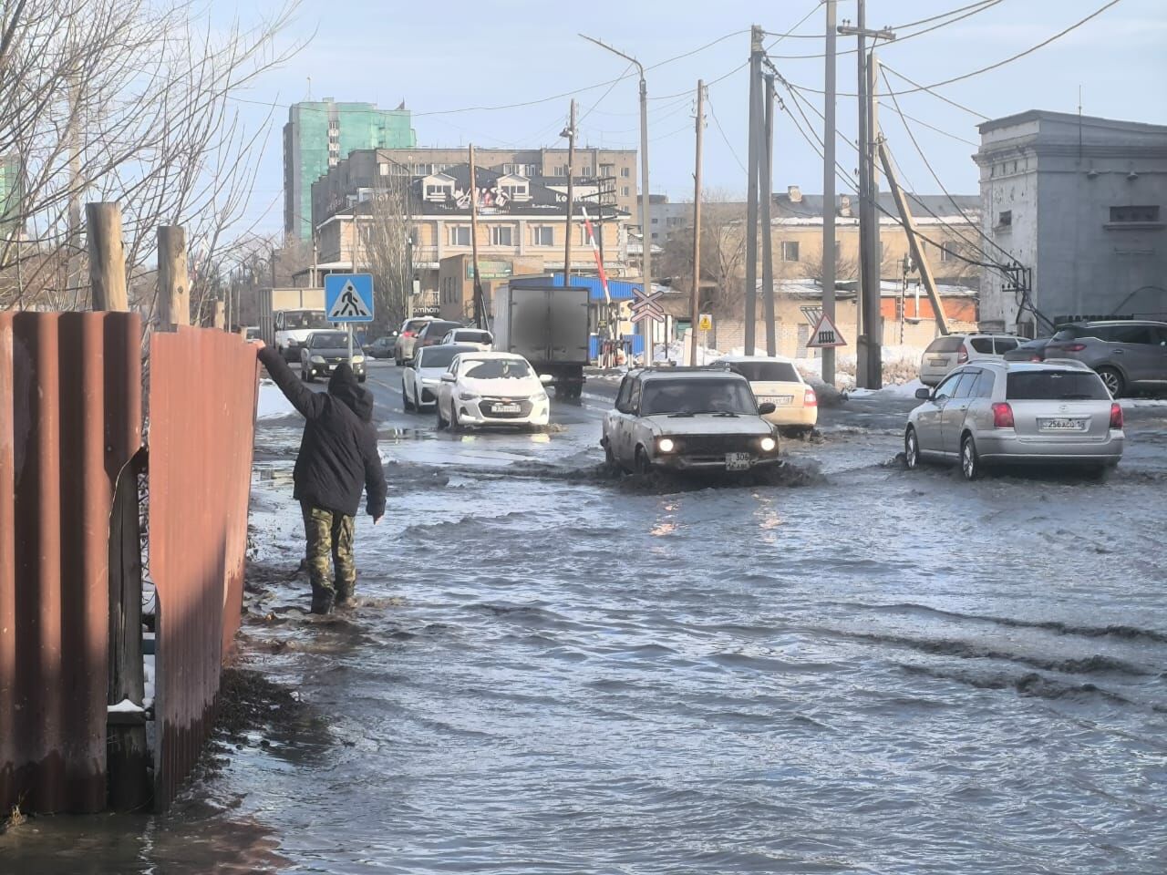 Аврал по всему городу – Фото №5 Аврал по всему городу – Фото №5
