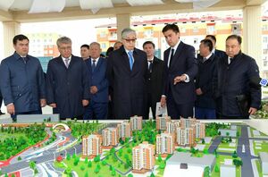 К деньгам с умом,  к народу - с душой