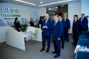Листингуют все!