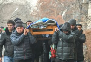 В Талдыкоргане проводили в последний путь погибшего в авиакатастрофе