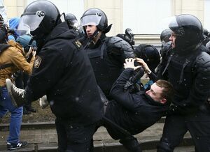 Санкции продлили на год