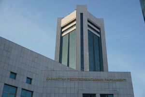 Пошумели