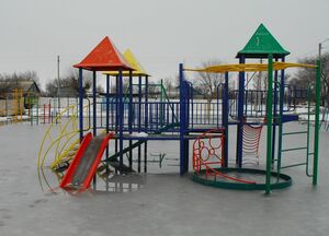 Слетел из-за фундамента
