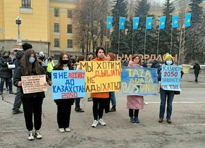Козявки чёрные и воздух серый