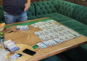 Задержаны подозреваемые в вымогательстве 32 млн тенге в Туркестанской области