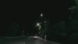 В чём мать родила
