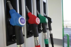 Дефицит как бы есть, но его как бы нет