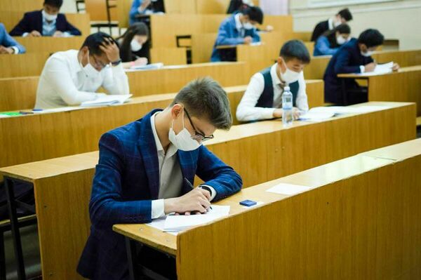 В точку ещё нужно попасть