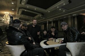 По чесноку