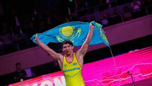 Два «золота» и «бронзу» выиграли в первый день чемпионата Азии «вольники» Казахстана