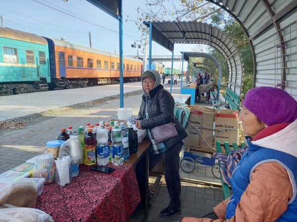 В Шаре  хоть шаром  покати