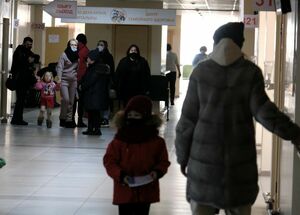 Зараза не отступает