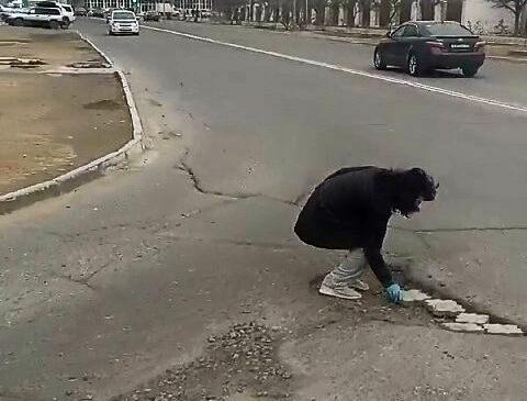 Стыдно стало?