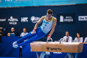 Обскакал чемпиона