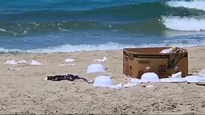Стыдно перед туристами