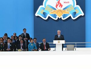Касым-Жомарт Токаевв и То Лам приняли участие в военном параде