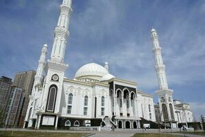 Токаев поздравил мусульман Казахстана с праздником Курбан айт