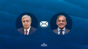 Глава государства поздравил Премьер-министра Пакистана Шахбаза Шарифа