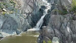 Не зарастёт тропа народная