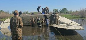 Рухнул в пойму