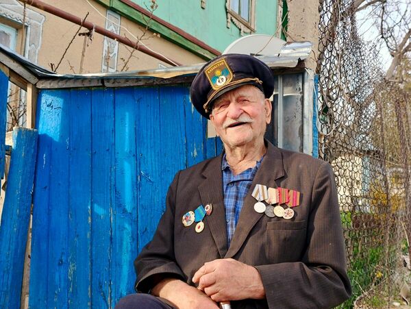Универсал по прозвищу Квач