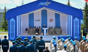 Армейский апгрейд: Токаев анонсировал новые правила для призывников