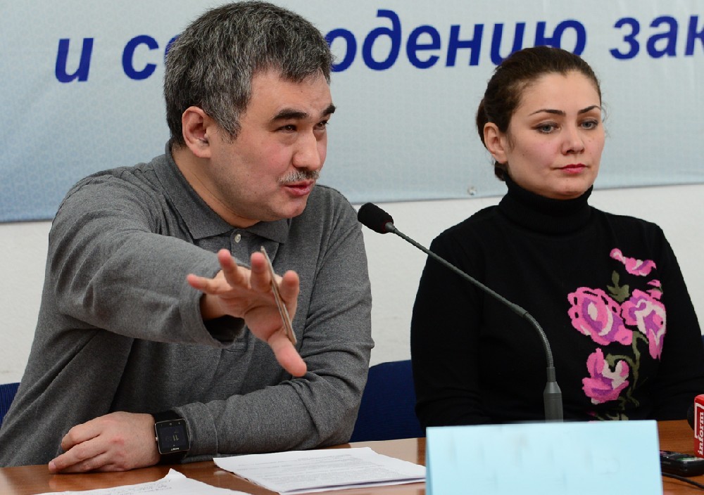 Абай ЕРЕКЕНОВ и Ирина КАРИМБАЕВА - в первых рядах борцов за экологию Алматы.