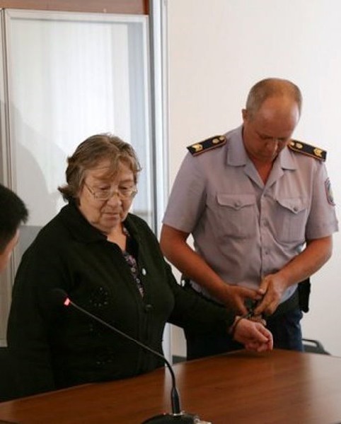 Поспешное судебное разбирательство привело 74-летнюю Юлию ЧИЛОВУ на нары.