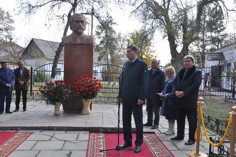 Церемония открытия дома-музея.
