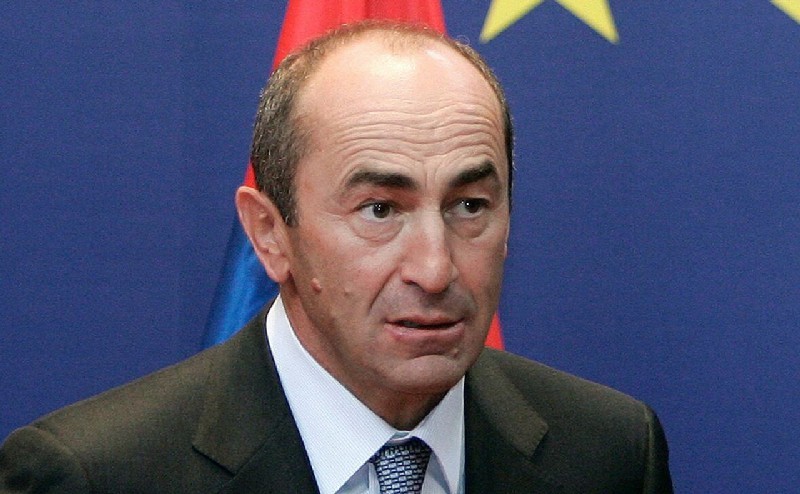 Роберт КОЧАРЯН.