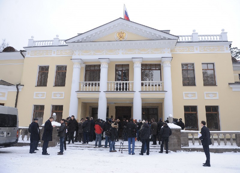 Эпизод о хищении 1,5 млрд. руб. в ходе строительных работ в резиденции президента РФ “Ново-Огарево” был выделен из “большого” дела.