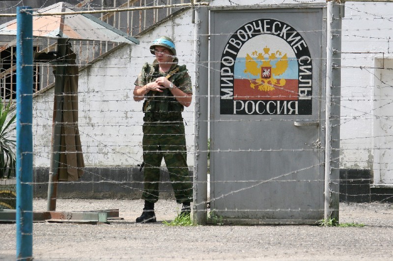 Российские миротворцы на территории Приднестровья.