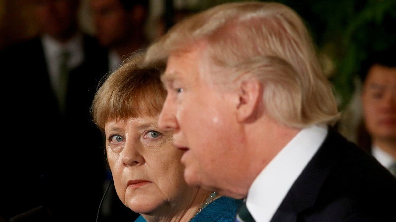 Канцлер Германии Ангела МЕРКЕЛЬ - президенту США Дональду ТРАМПУ: на тебя надежды больше нет...