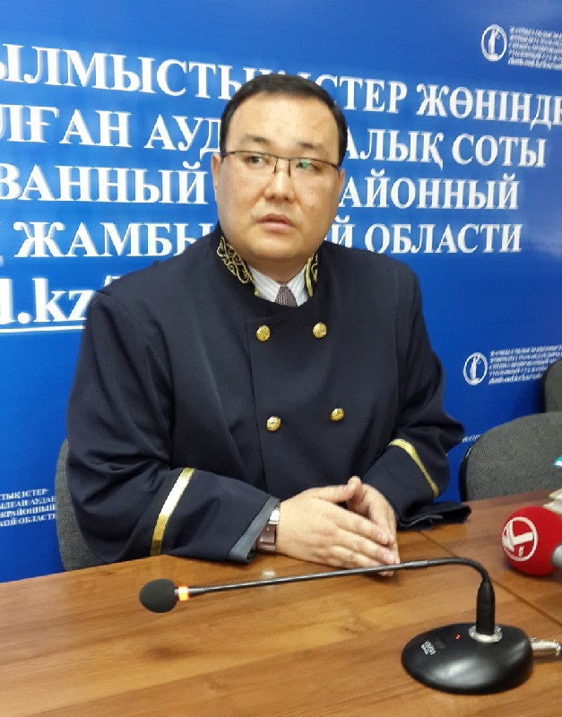 Азамат ТЛЕПОВ.