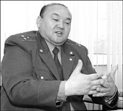 Бакыткельды АЙХИМБЕКОВ, начальник управления дорожной полиции ДВД Астаны: Дорогу ксивой не обманешь!