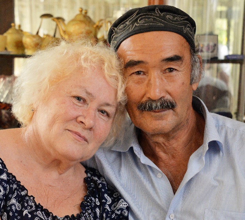 С супругой Людмилой.