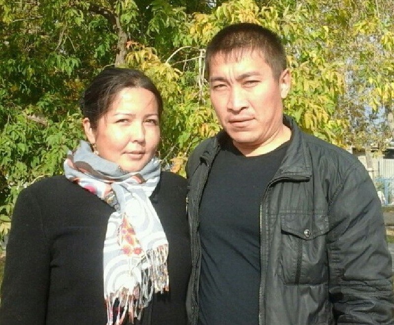 Асель КАЙДАРОВА с мужем Асланбеком САРДЕНЕШЕВЫМ.
