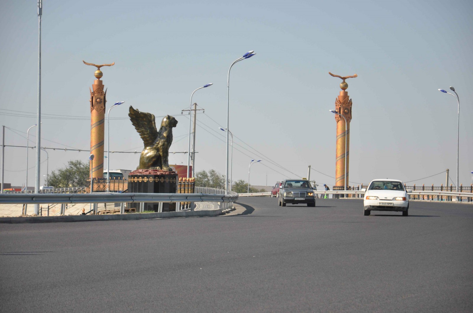Крылатые барсы - дар Павлодара.