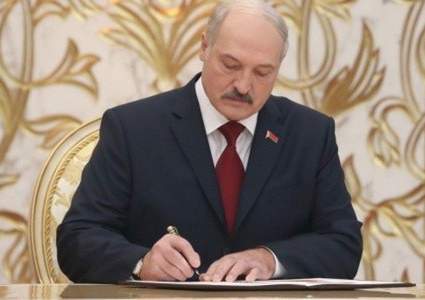 Лукашенко утвердил договор с Казахстаном о социально-экономическом сотрудничестве до 2026 года