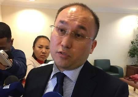 Не привязавшим IMEI-код телефона к ИИН абонентам в Казахстане отключат связь с 1 января 2019 года – Абаев