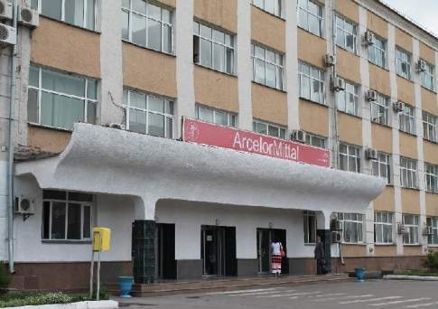 Суд обязал «АрселорМиталл Темиртау» выплатить почти 37 млн тенге задолженности подрядчику за добычу и отгрузку угля