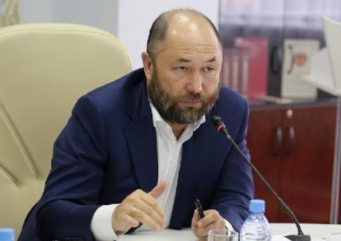 Режиссер Бекмамбетов планирует реализовать кинопроект погибшего фигуриста Тена