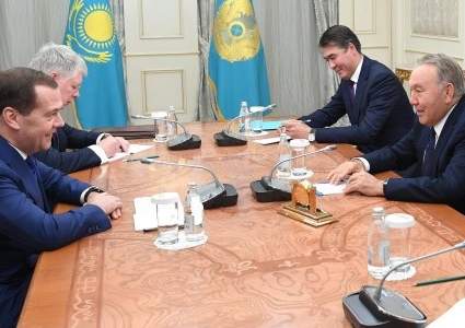 Назарбаев обсудил с Медведевым ключевые аспекты сотрудничества между Казахстаном и Россией