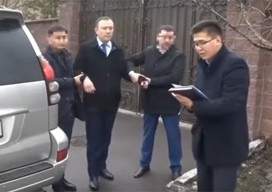 Зампред центра санавиации РК задержан по подозрению в систематическом получении взяток от частных авиакомпаний