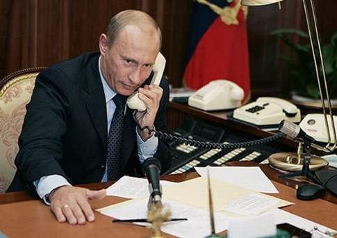 Путин, Меркель и Порошенко обсудили меры по мирному урегулированию ситуации на Украине