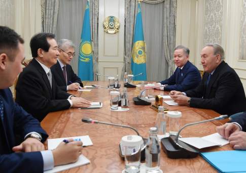 Со спикером парламента Южной Кореи встретился Назарбаев