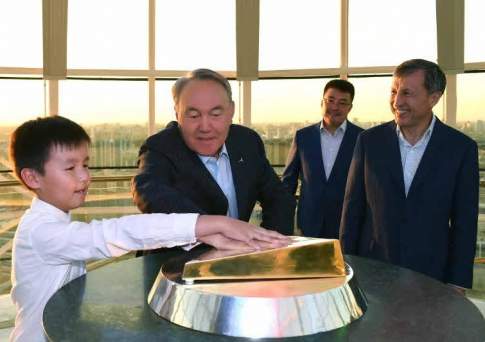 Президент осмотрел достопримечательности Астаны