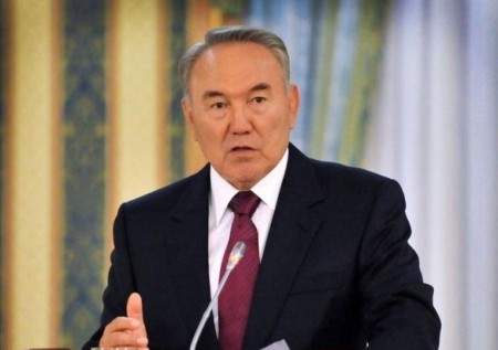 Назарбаев призвал отменить санкции в отношении России