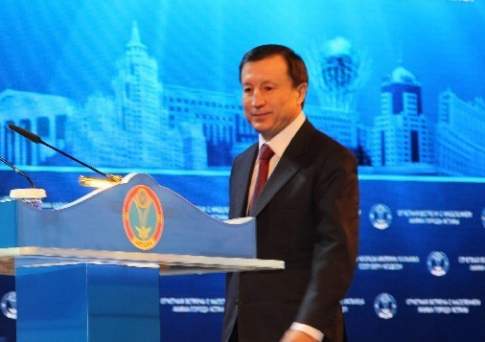 Джаксыбеков назвал основную причину массовых отравлений в столичных ресторанах и кафе